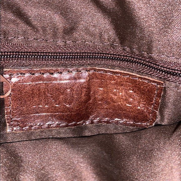 Vintage Nino Bossi | Leather Cross Body Bag - Picture 3 of 3